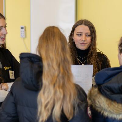 étudiants chez Ostéobio école d'ostéopathie à Paris 