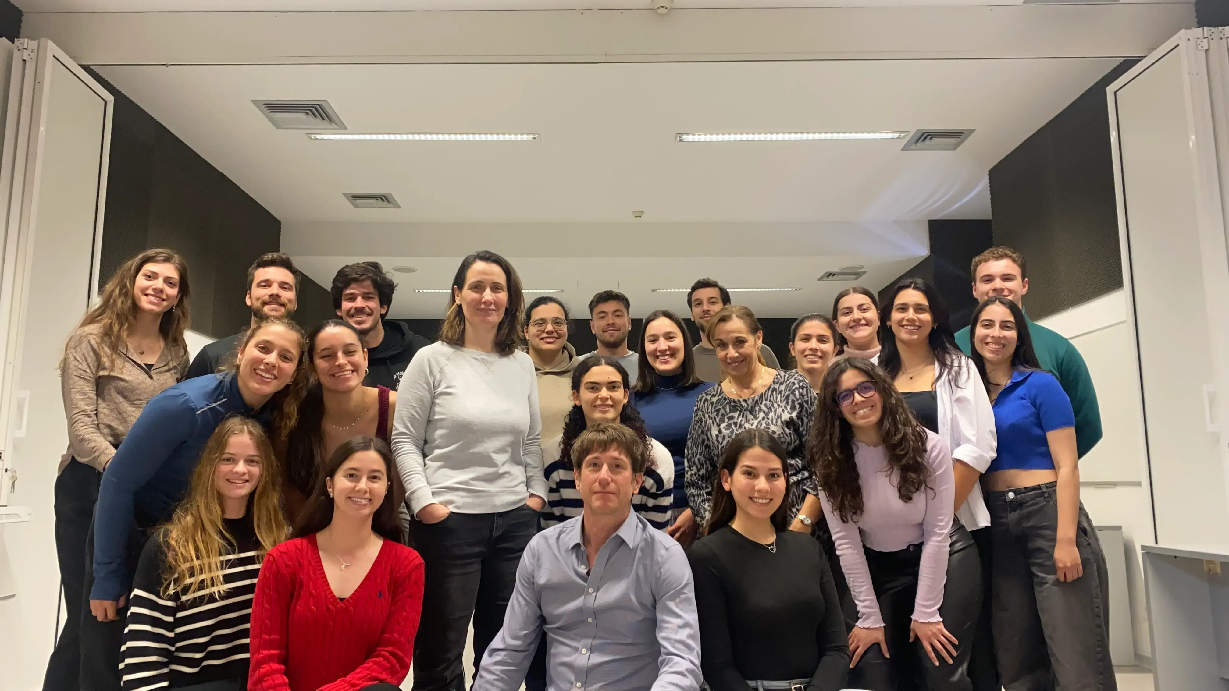 Photo des étudiants d'Ostéobio au campus de Porto